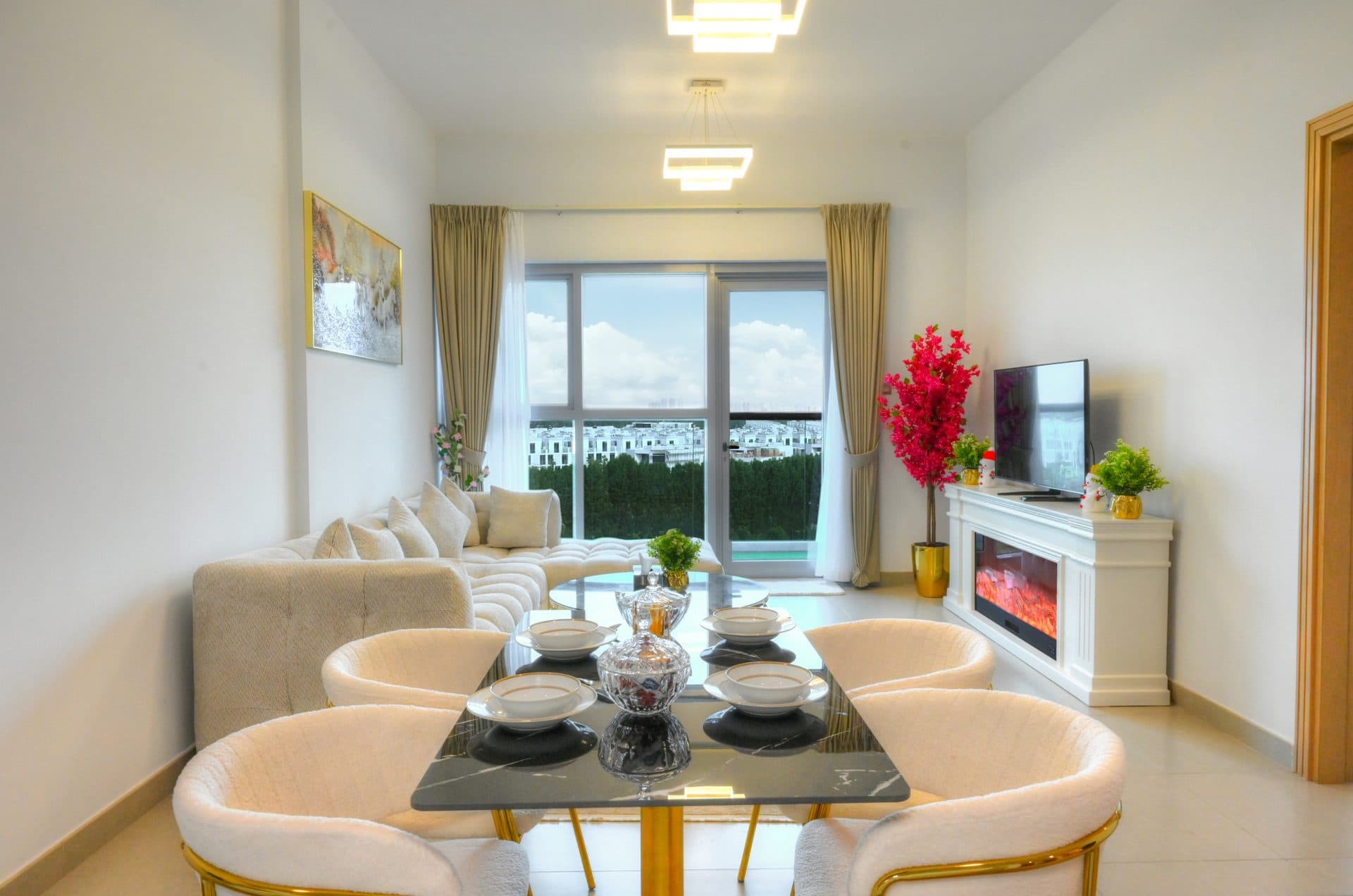 Dugasta Paradise — Dining area real
