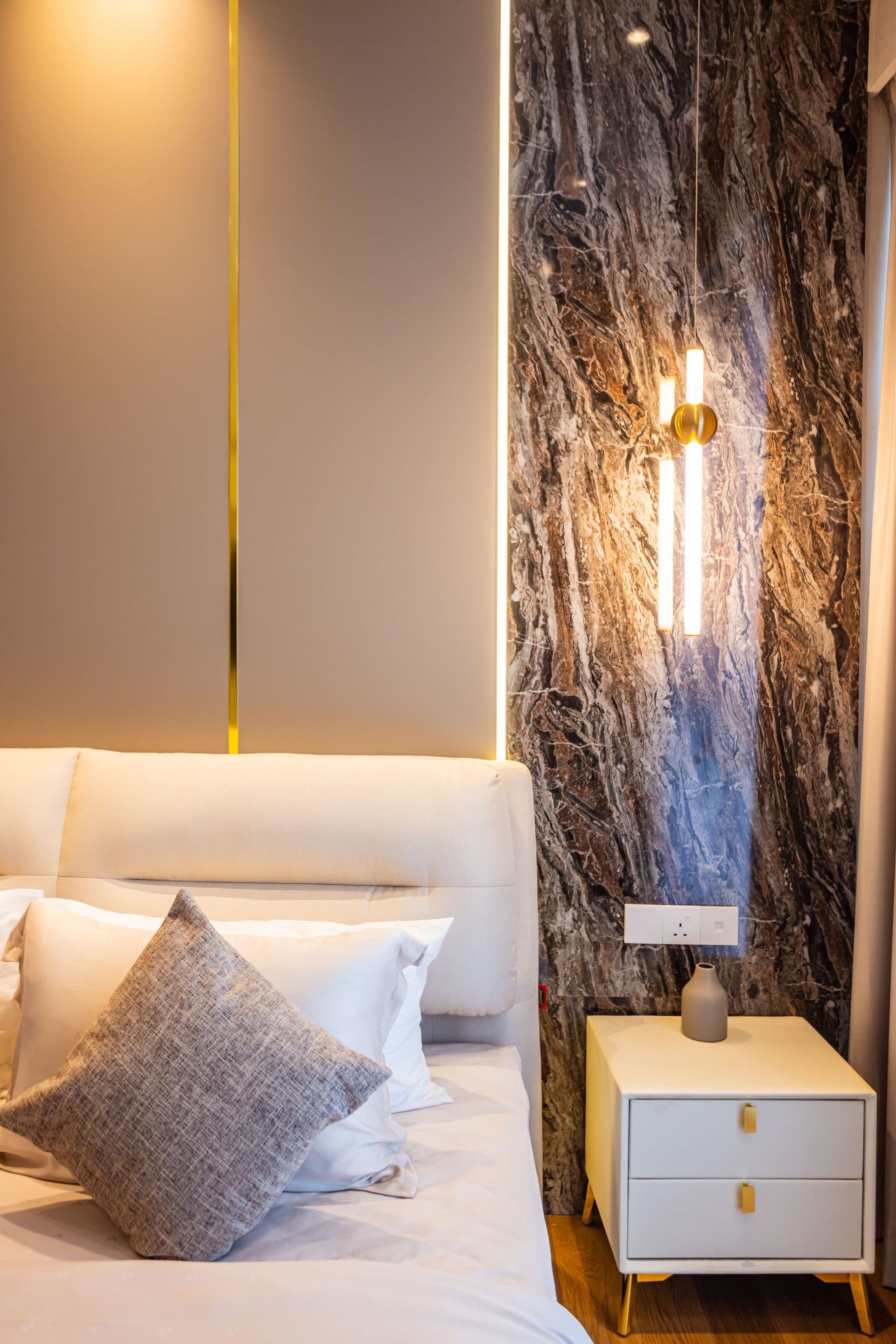 Golden Crown Residence — Bedroom