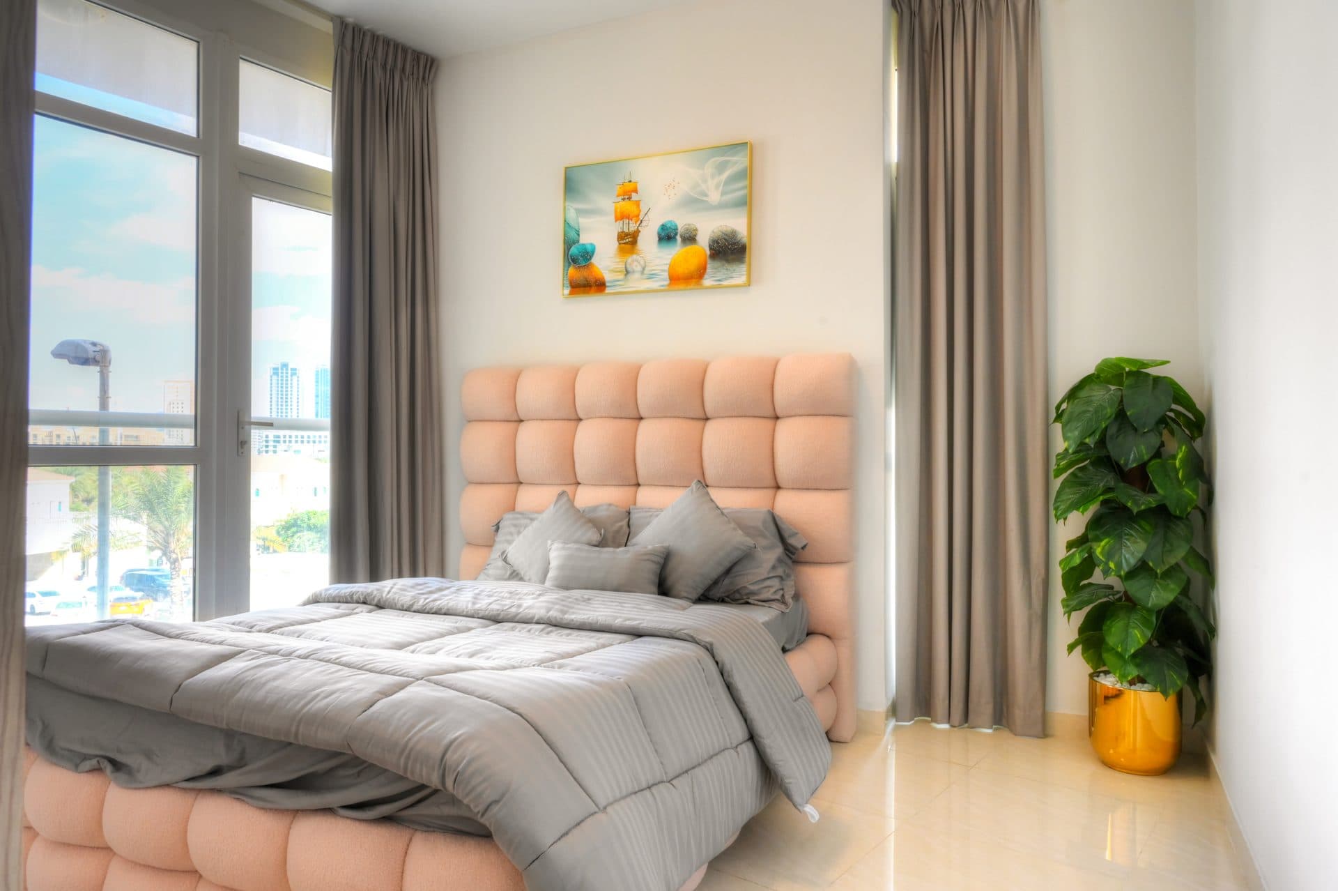 Platinum Residences — Bedroom real